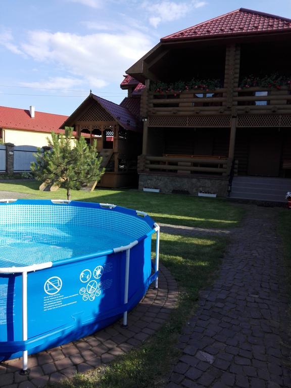 Villa Gostynnyi Dim Zatyshok Dyida Exterior foto